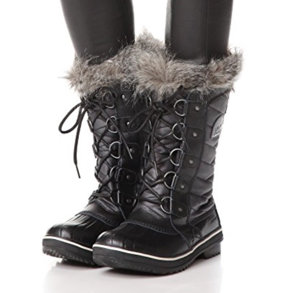 fur lined sorel boots